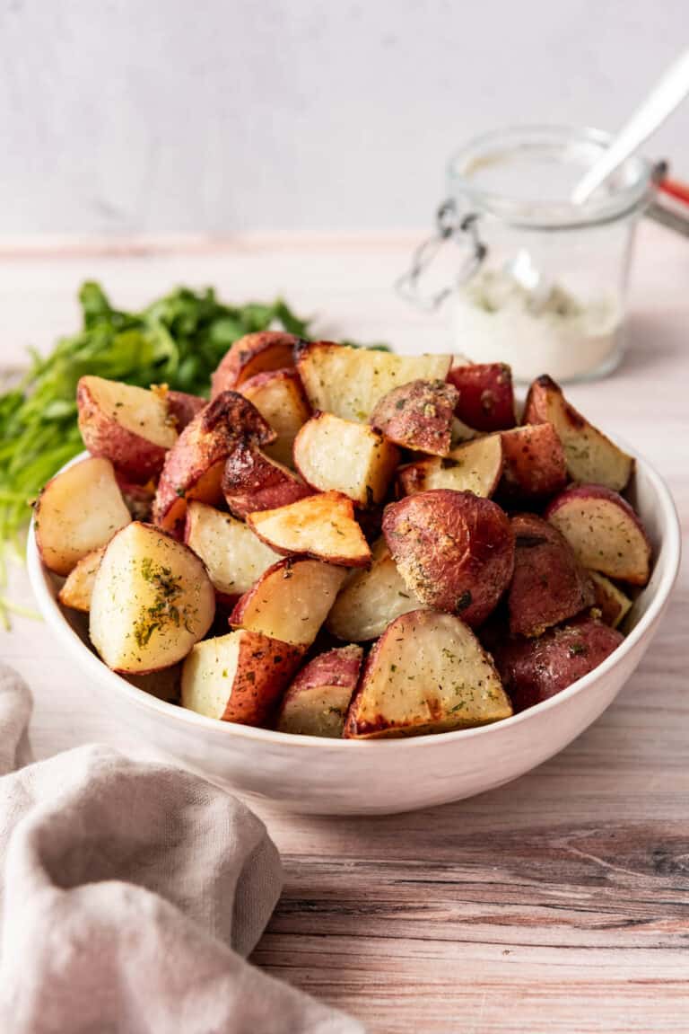 Easy Ranch Roasted Potatoes - Easydinnerrecipes.com