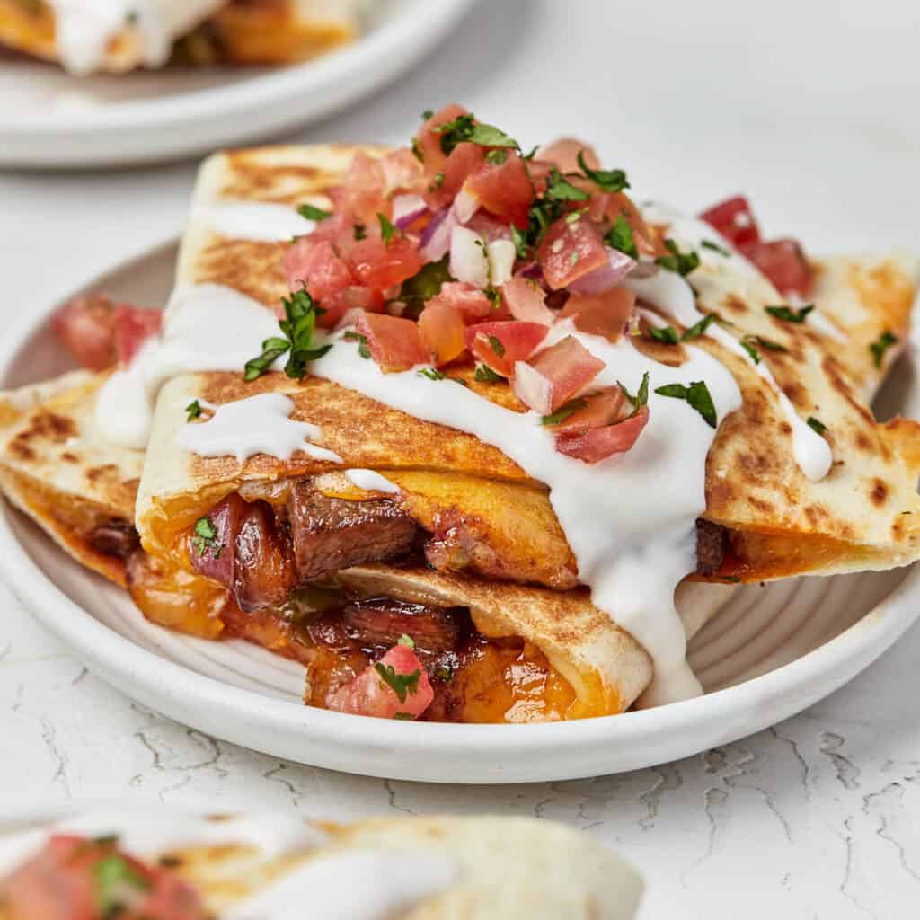 Cheesy Steak Quesadillas | Easy Dinner Recipes