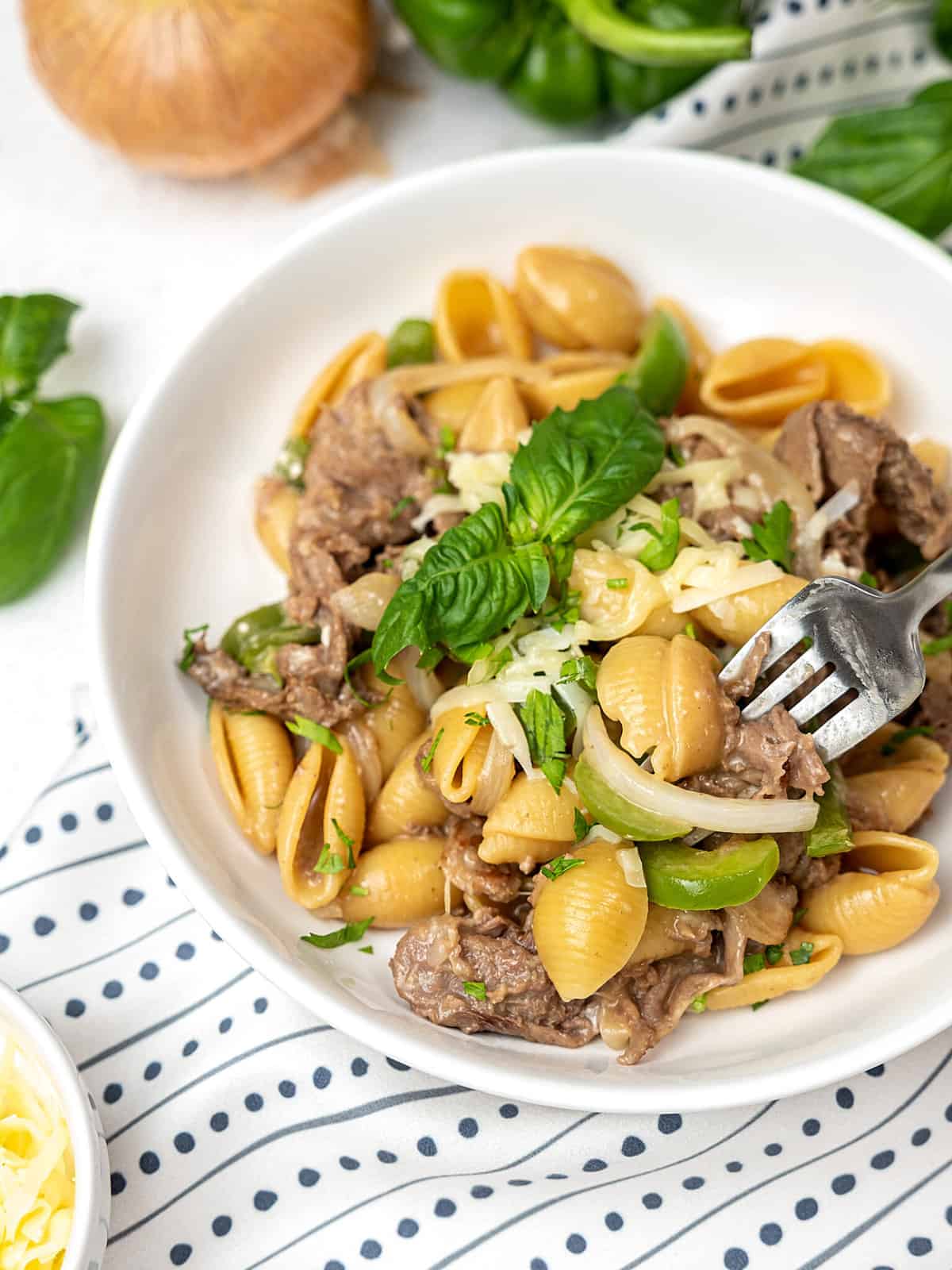 One Pot Philly Cheesesteak Pasta | Easy Dinner Recipes