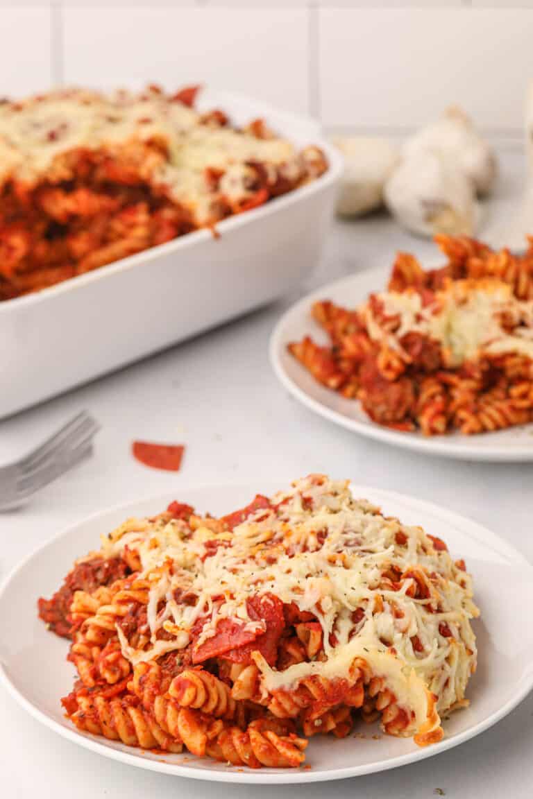 Pizza Pasta Casserole - easydinnerrecipes.com