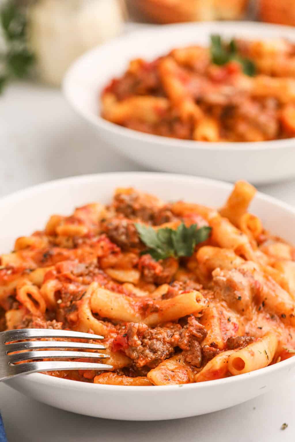 Easy Crock Pot Baked Ziti - easydinnerrecipes.com